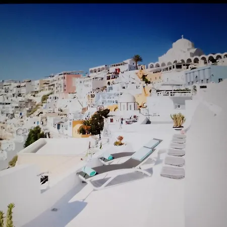 Three Bedroom Roof Terrace, Max Lvl * Fira (Santorini)